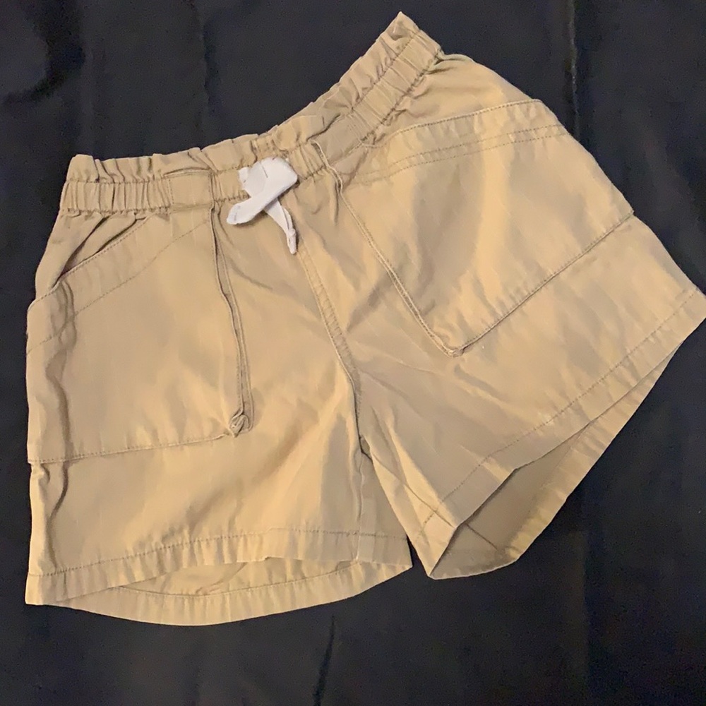 Tea collection girls Sz 10 shorts